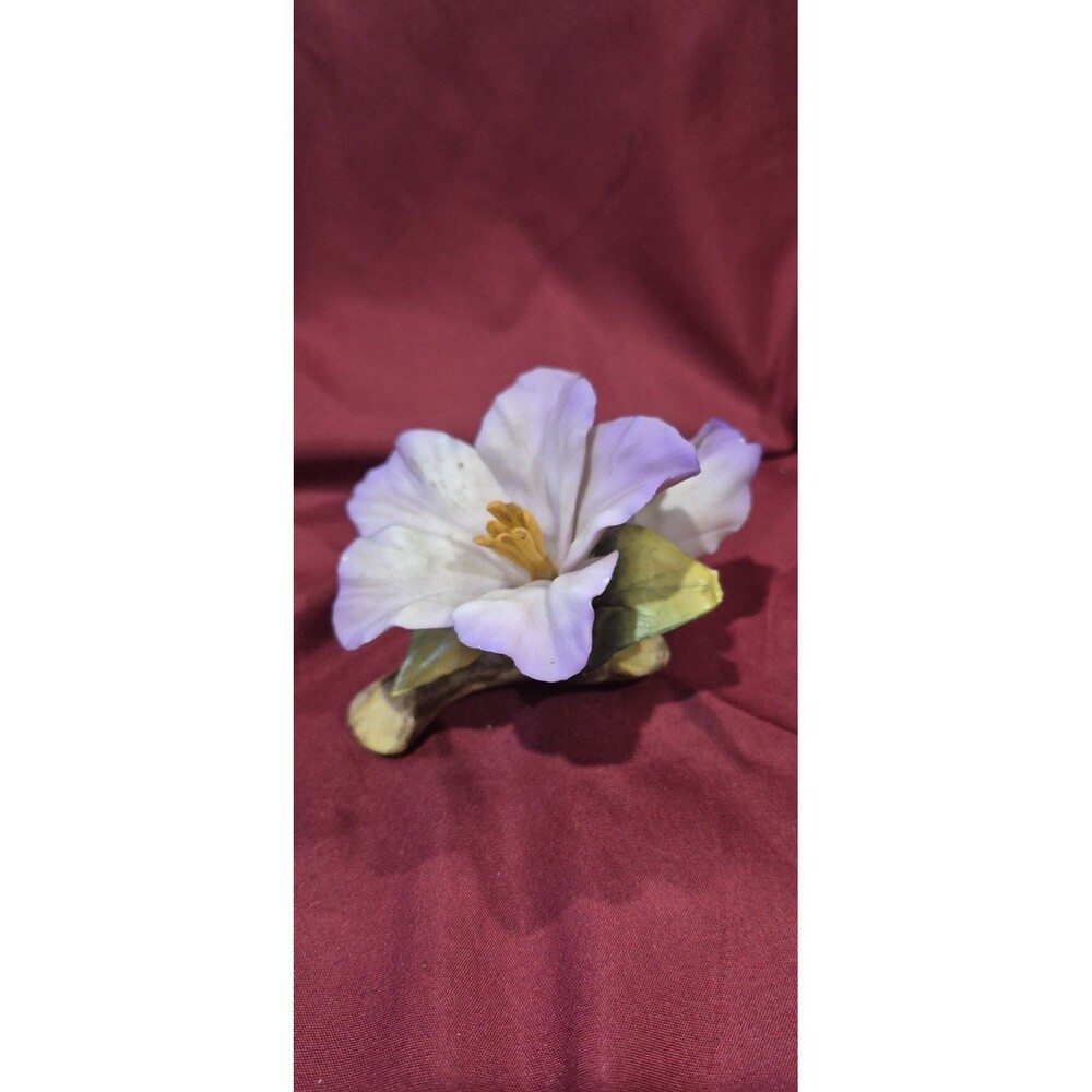 Golden Crown E & R Trillium Flower Violet Shelf Sitter Home Decor 4x3 Tagged EUC